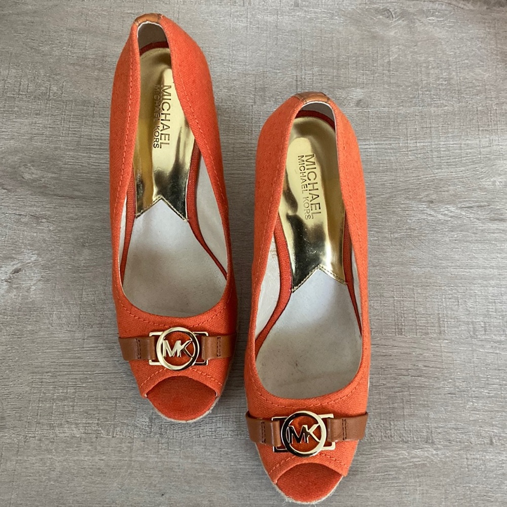 MICHAEL KORS Peep Toe Espadrille Pumps